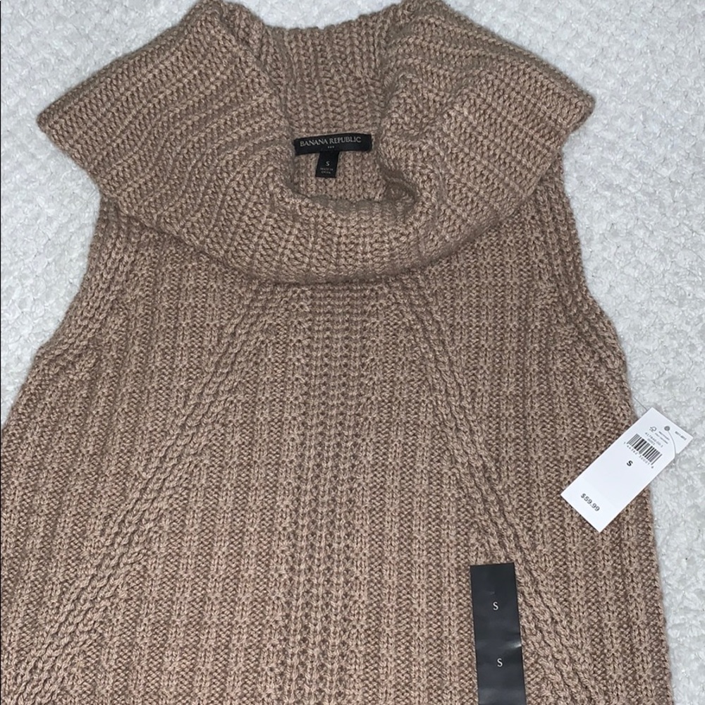 Banana Republic Sleeveless Cowl-neck Sweater